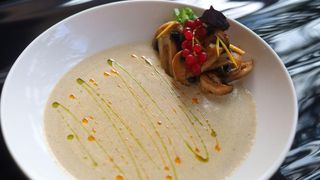 სოკოს კრემ სუპი