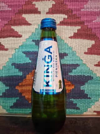 Woda niegazowana