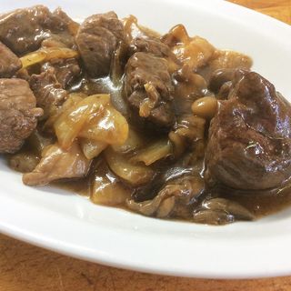 55.Ternera Con Champiñón