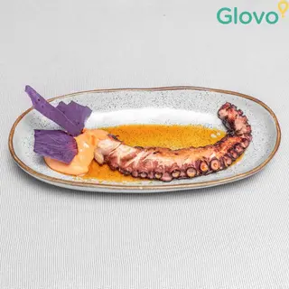 Pulpo a la parrilla con Alioli suave