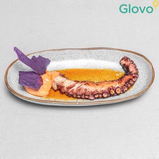 Pulpo a la parrilla con Alioli suave