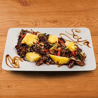 Kraljevska piletina u kiselo slatkom sosu sa ananasom