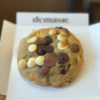 Cookie de tres chocolates