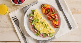 omelette charcuterie