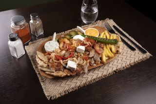 Meniu gyros special - telemea