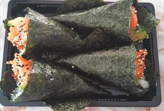 Temaki Salmão (4 Unidades)