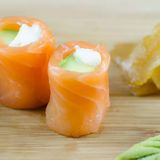 Geisha De Salmón (2 Pzs.)