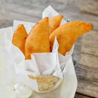 Empanada de platano nacho maduro con queso