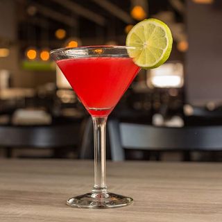 Коктейл Cosmopolitan Strawberry  (470мл)