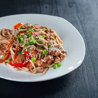 Удон з куркою в соусі Теріяки (250г)