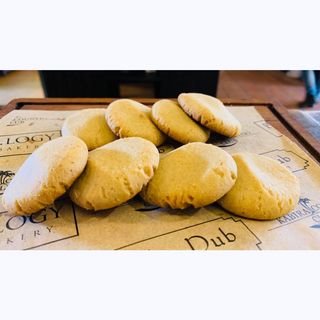 Assorted Cookies (8 Pcs)