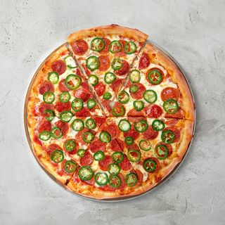 Pizza Pepperoni jalapeno  35cm