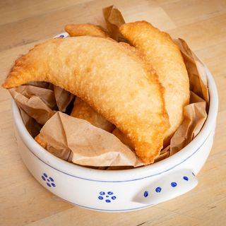 Panzerotto caldo alla mortadella