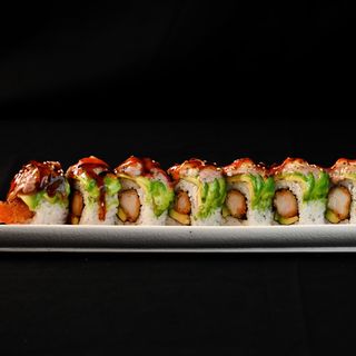 15.- Rolls Tonyina, Gamba Arrebossada, Alvocat, Formatge I  Picant (8 Uds.)