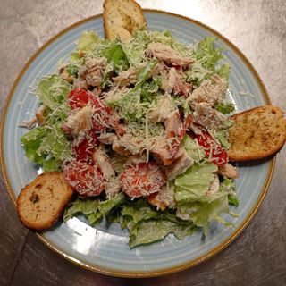 Salata Caesar