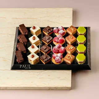Petit plateau mini fours frais