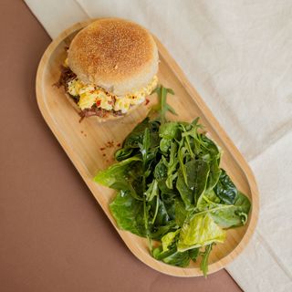 Сніданковий мафін зі свининою