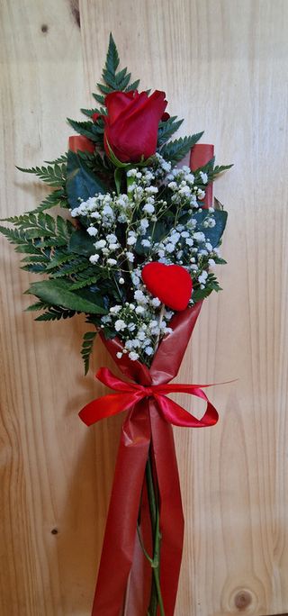 Ramo De  1 Rosa Roja Presentacion Corazon  