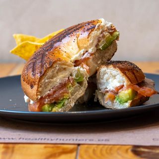 Bagel de Salmón Ahumado