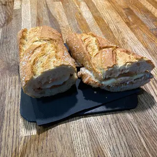Bocata lomo queso