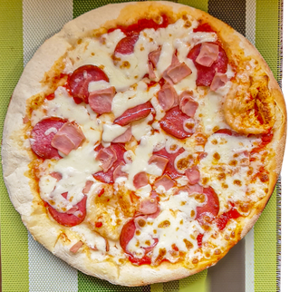 Pizza no. 2 - 35 cm (sunca-salam)