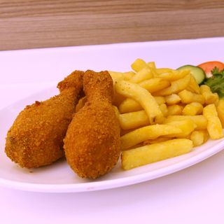 2 Pieces Breaded Drumsticks + Chips