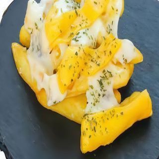 Patatas Cheese