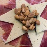 Ración Tapa De Tabla De Jamón Ibérico Y Queso Manchego