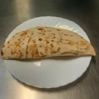 Piadina salame piccante patatine