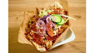 Kebab w Bułce z frytkami