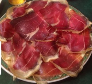 Cecina de vaca ( leon ) racion