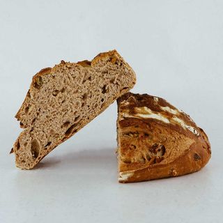 Hogaza de nueces y pasas