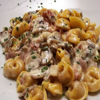 Tortellini Relleno De Mortadela
