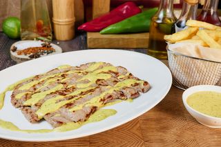 Goveđi biftek Cafe de Paris