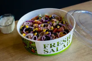 Salată cu ton