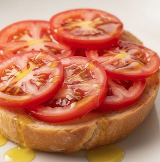 Tostada de tomate y aceite