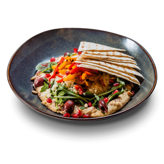 SALATĂ DE HUMUS ȘI ARDEI COPT