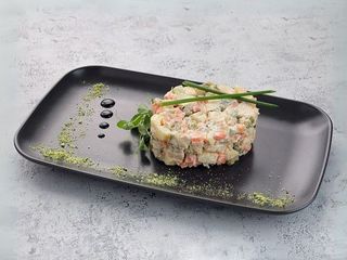 Sałatka jarzynowa z kiełbasą  Олів'є з ковбасою (250g)