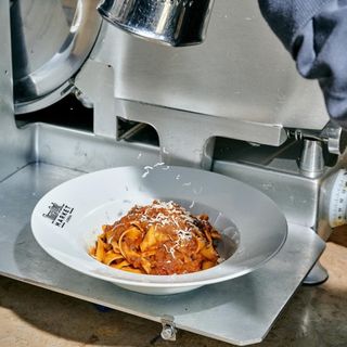 Tagliatelle con Ragù alla Bolognese 