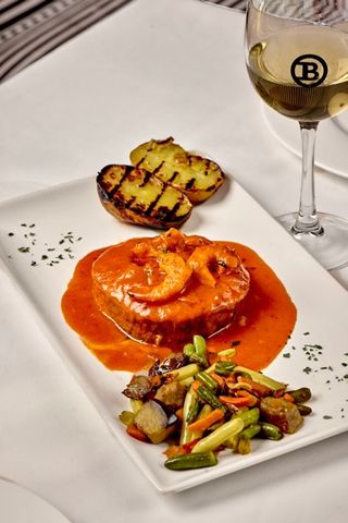 Merluza en salsa de gambas