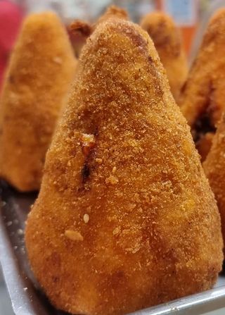 Arancini peperoni e noci