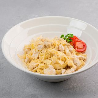 Фетучини с курицей 