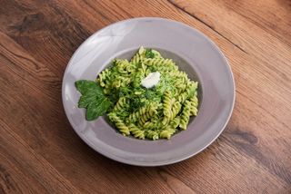 Mozzarella spanać pasta