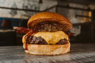 BACK TO BURGER