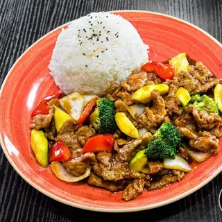 48. Cuenco de arroz con pollo