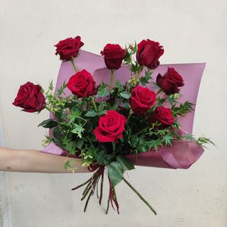 9 Rose Rosse