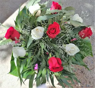 Ramo 10 Rosas