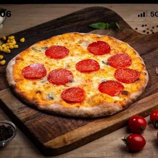 Pizza Quatro Formagi cu salam picant Ø32CM