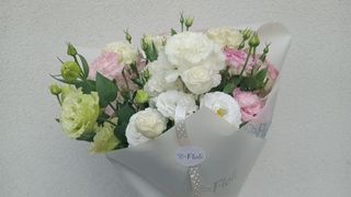 Bukiet z eustomy M - 7 szt.