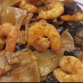 Gambas Con Bambú Y Setas Chinas